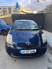 2007 - Toyota Yaris Manual