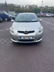 2008 - Toyota Auris Manual