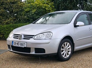 2008 - Volkswagen Golf ---