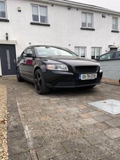 2009 - Volvo S40 ---