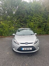 2010 - Ford Fiesta Manual