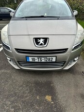 2010 - Peugeot 5008 Manual