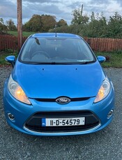 2011 - Ford Fiesta Manual