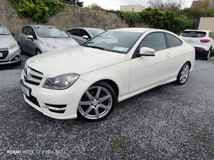 2011 - Mercedes-Benz C-Class Manual