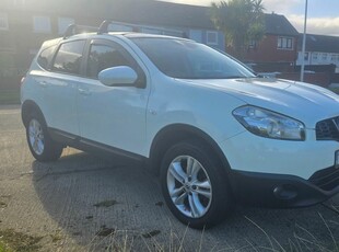 2011 - Nissan Qashqai+2 Manual