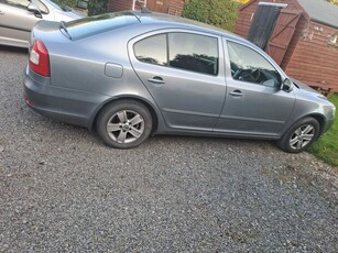 2011 - Skoda Octavia Manual