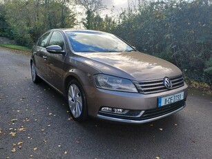 2011 - Volkswagen Passat Manual