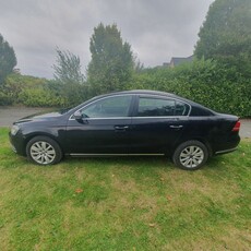 2011 - Volkswagen Passat Manual