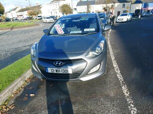 2012 - Hyundai i30 Manual