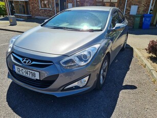 2012 - Hyundai i40 Manual