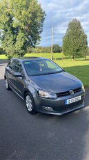 2012 - Volkswagen Polo Manual