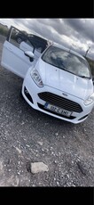 2013 - Ford Fiesta Manual