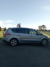 2013 - Ford S-Max Manual