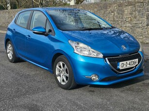 2013 - Peugeot 208 Manual