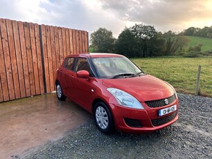 2013 - Suzuki Swift Manual