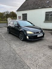 2014 - Volkswagen Golf Manual