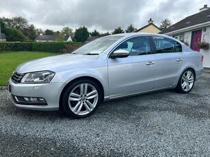 2014 - Volkswagen Passat Manual