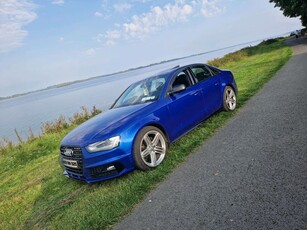 2015 - Audi A4 Manual