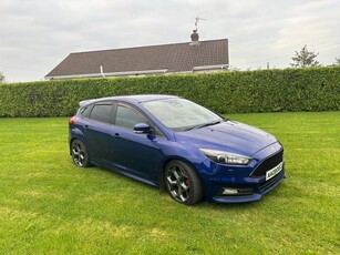 2015 - Ford Focus Manual