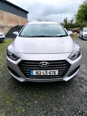 2016 - Hyundai i40 Manual