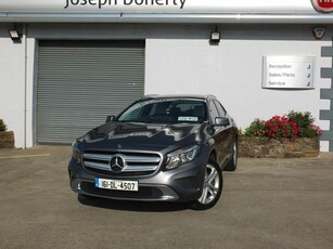 2016 - Mercedes-Benz GLA-Class Manual