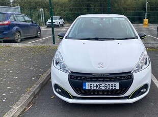 2016 - Peugeot 208 Manual