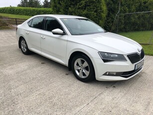 2016 - Skoda Superb Manual