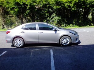 2016 - Toyota Corolla Manual