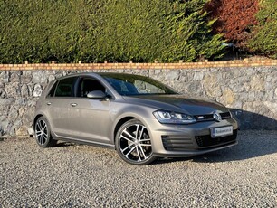 2016 - Volkswagen Golf Manual