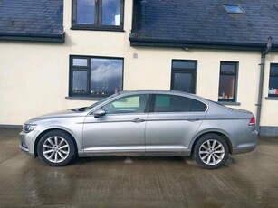 2016 - Volkswagen Passat Manual