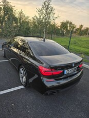 2017 - BMW 7-Series ---