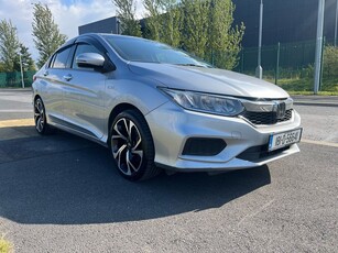 2018 - Honda Grace Automatic