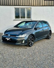 2018 - Volkswagen Golf Manual