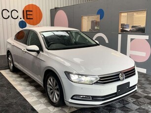 2019 - Volkswagen Passat Automatic