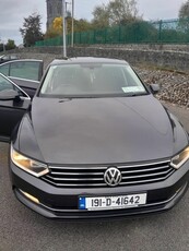 2019 - Volkswagen Passat Manual