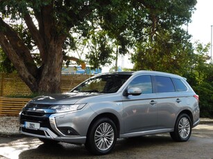 2021 - Mitsubishi Outlander Automatic