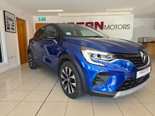 2022 - Renault Captur Manual