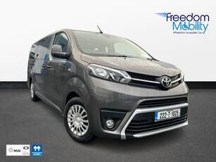 2022 - Toyota ProAce Manual