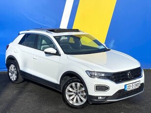 2022 - Volkswagen T-Roc Manual