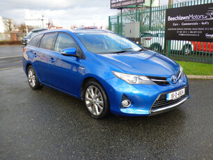 TOYOTA AURIS