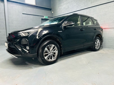 2016 (161) Toyota Rav4