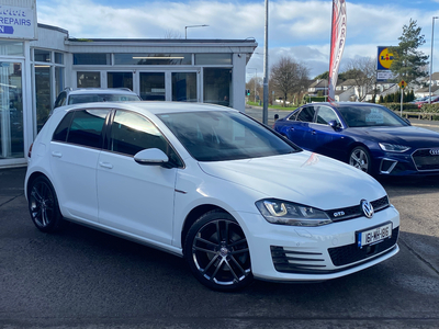 2016 (161) Volkswagen Golf