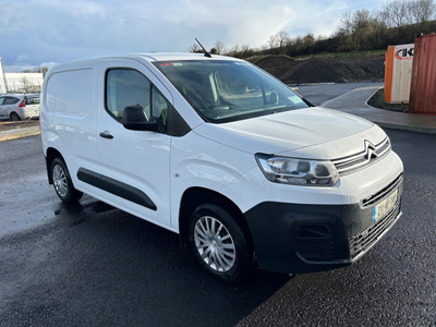 2021 (211) Citroen Berlingo