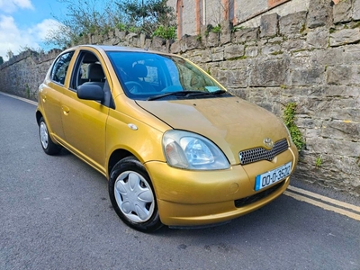 2000 - Toyota Yaris Manual