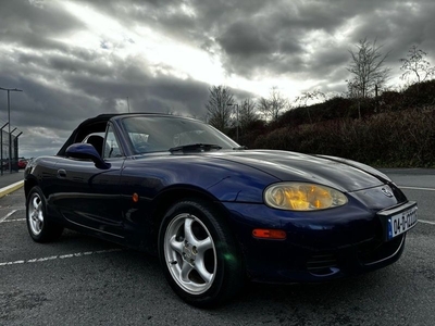 2004 - Mazda MX-5 ---