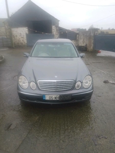 2005 - Mercedes-Benz E-Class Automatic