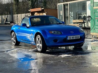 2006 - Mazda MX-5 Manual