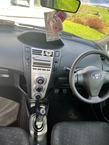 2007 - Toyota Yaris Manual