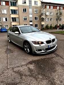 2008 - BMW 3-Series ---