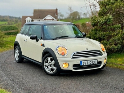 2009 - Mini Cooper ---